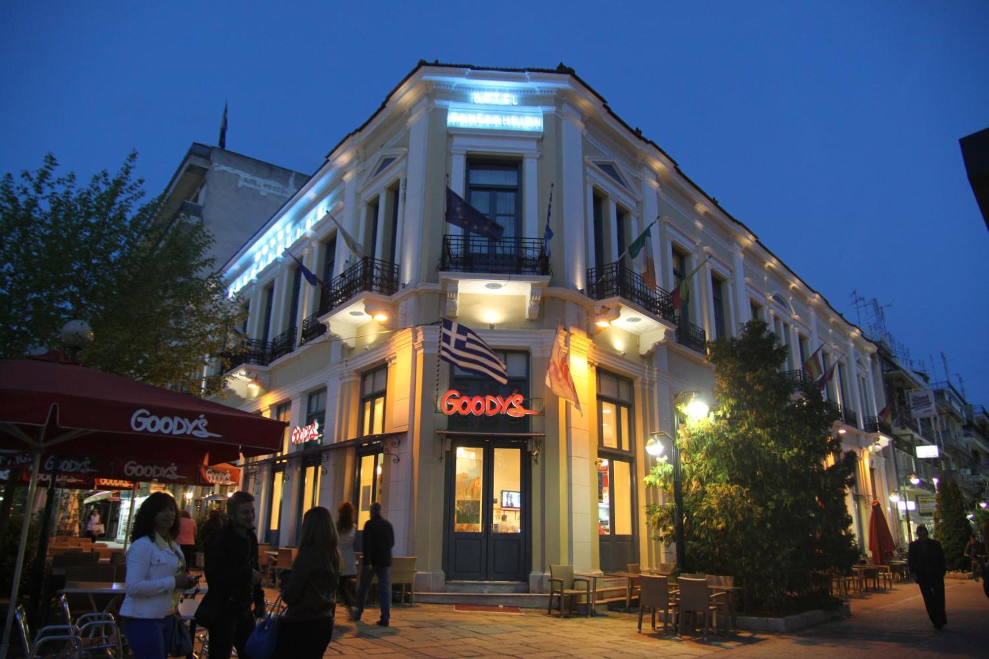 טריקלה Hotel Panellinion מראה חיצוני תמונה